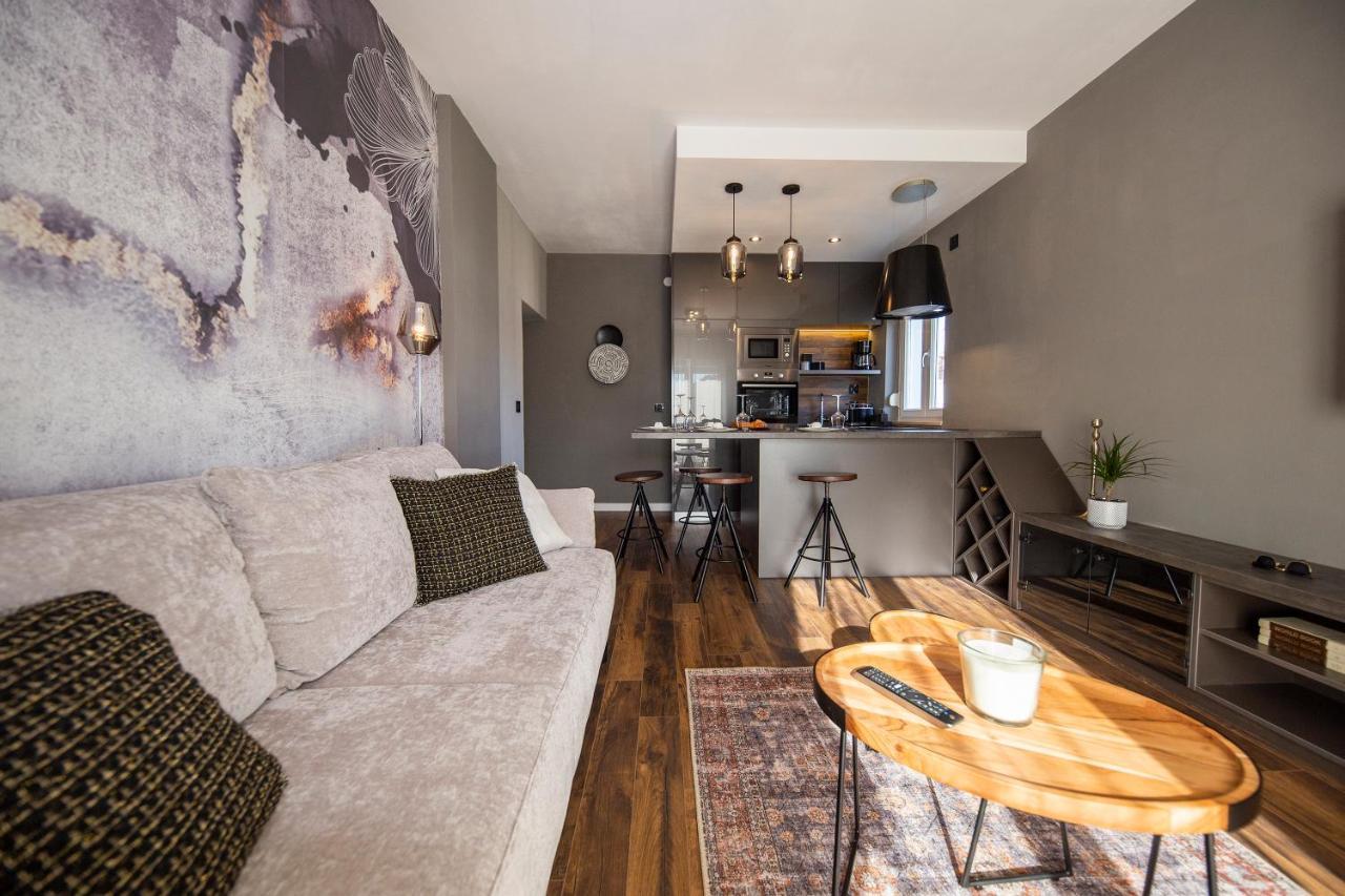 Apartment Dorotea'S Place Zadar Exterior photo